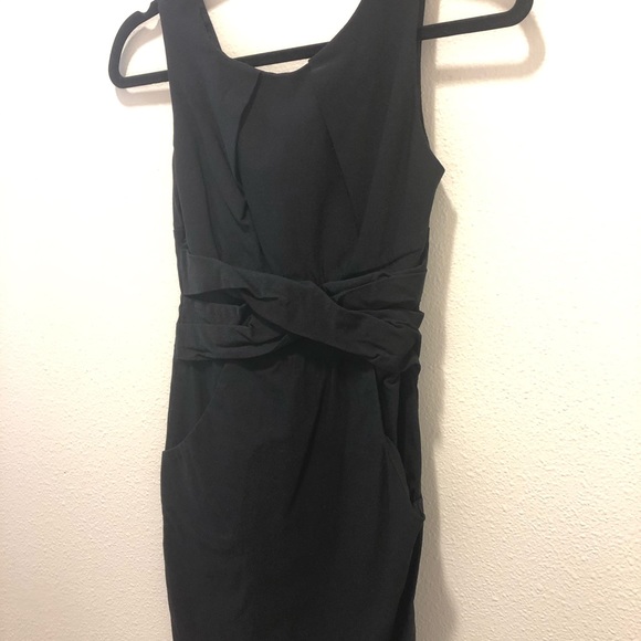 Black Dress: Great business attire! - Picture 4 of 4